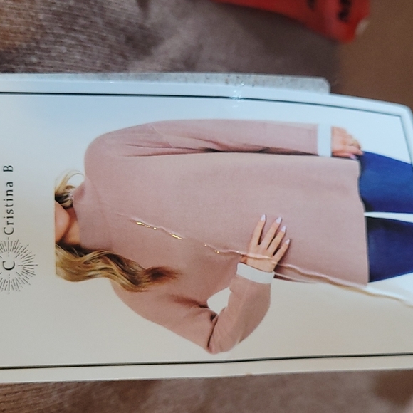 Christa b sweater - Picture 2 of 2